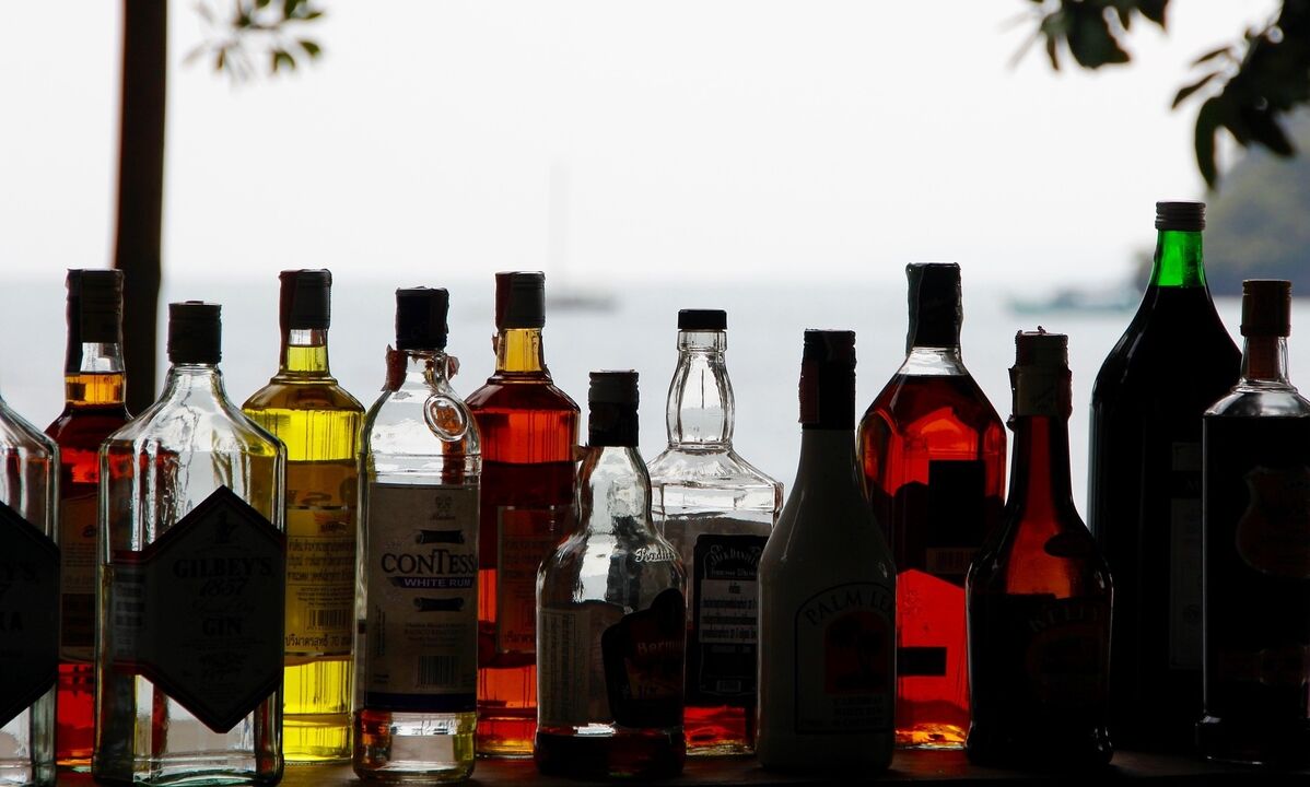 alkoholische Getränke als Ursache für Potenzschwäche nach 60